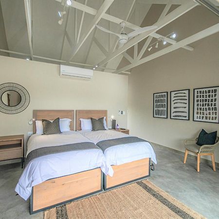 Little Kubu Lodge Hoedspruit Buitenkant foto