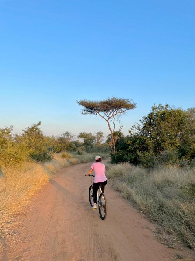 Little Kubu Lodge Hoedspruit Buitenkant foto