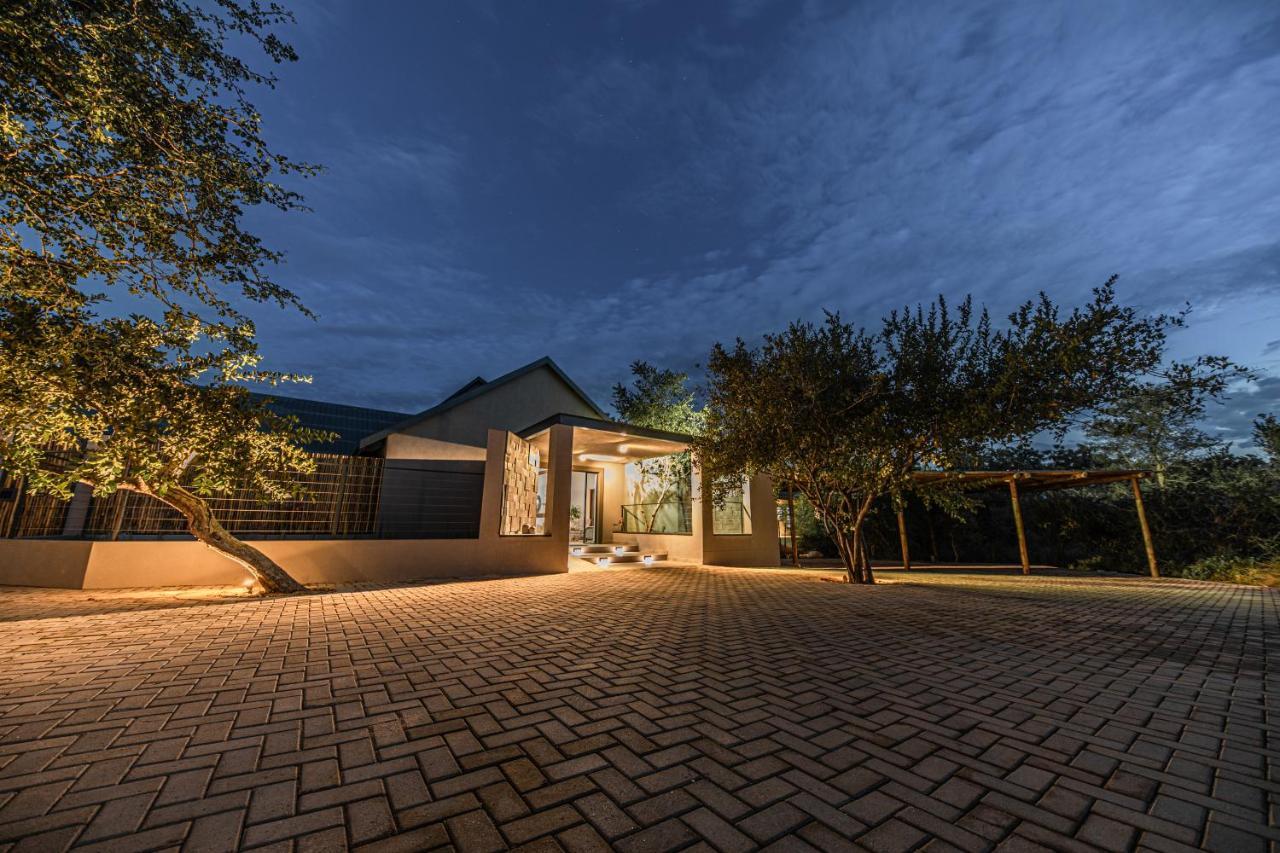 Little Kubu Lodge Hoedspruit Buitenkant foto