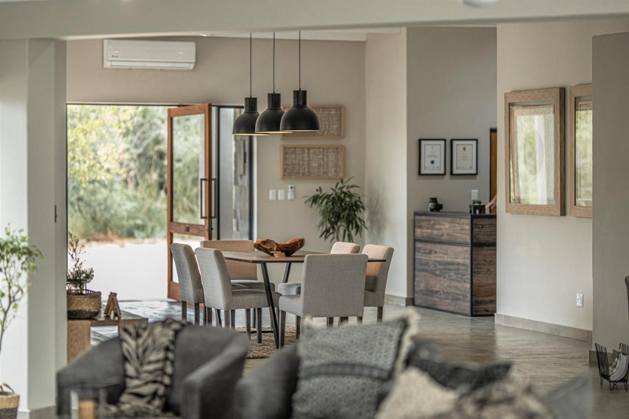 Little Kubu Lodge Hoedspruit Buitenkant foto