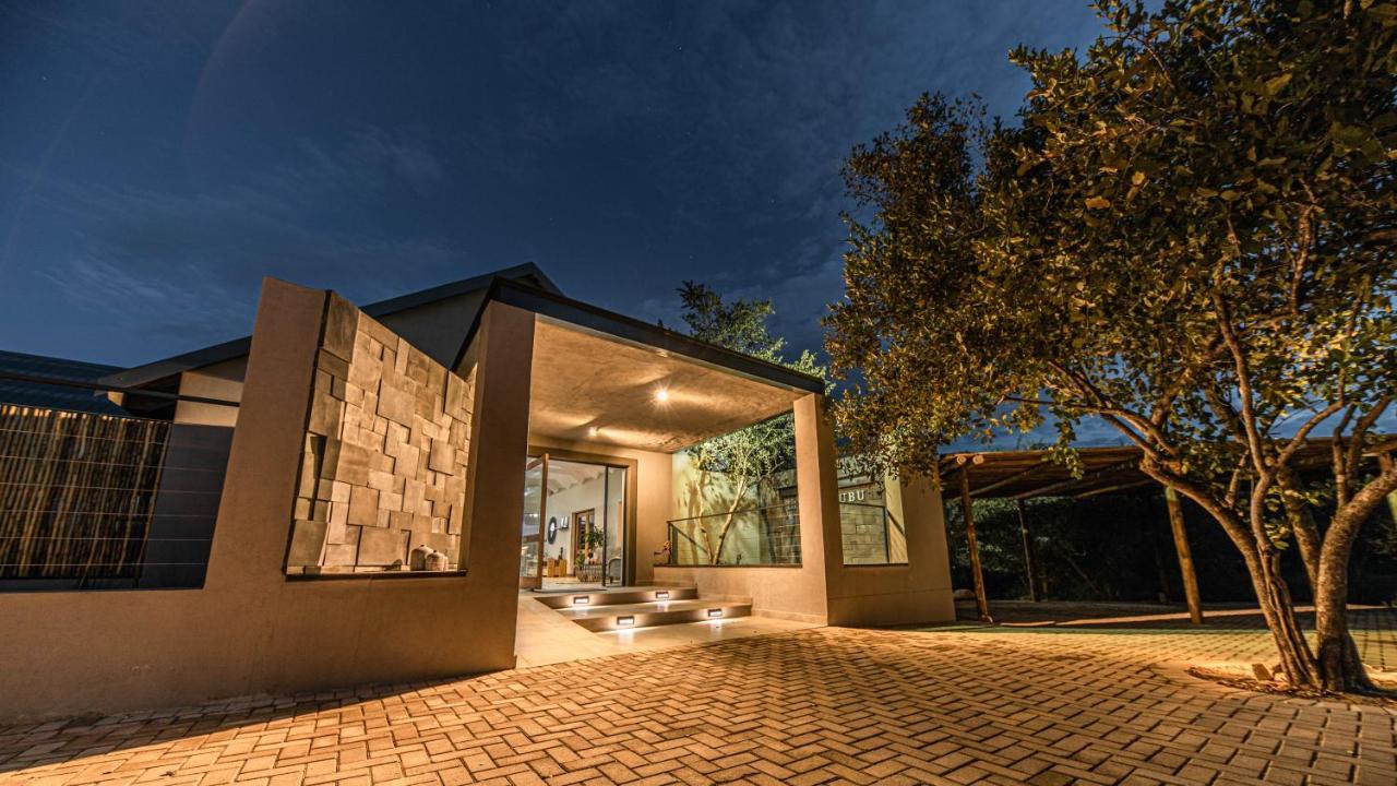 Little Kubu Lodge Hoedspruit Buitenkant foto